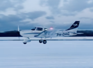 Piper Archer III DLX